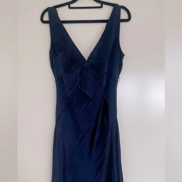 ASOS ROYAL BLUE SATIN MIDI DRESS! - Picture 3 of 3